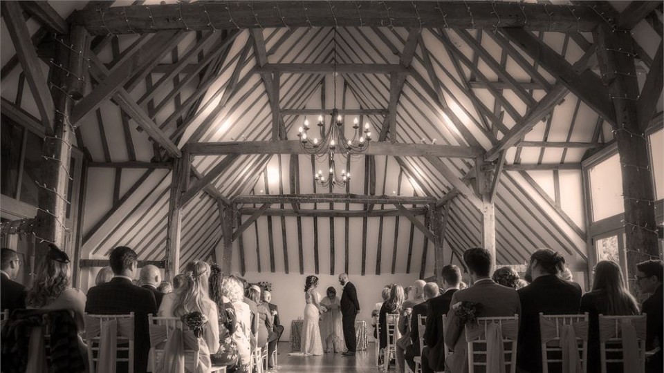 Stunning Hampshire Wedding Venue - Skylark Hotel and Country Club