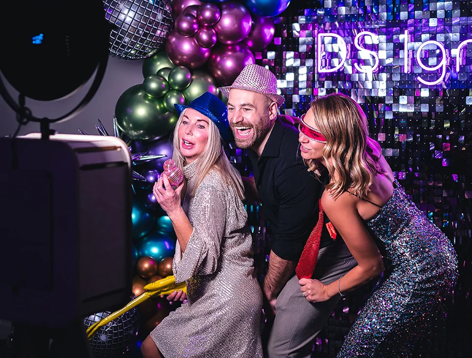 Premium Decor Extras For Hire - Photo Booth